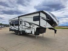 2018 Sundance T/A 5TH Wheel Holiday Trailer 289TS - Photo 2