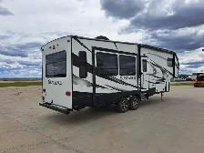 2018 Sundance T/A 5TH Wheel Holiday Trailer 289TS - Photo 3