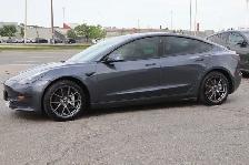 2022 Tesla Model 3 - Photo 3