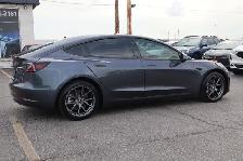 2022 Tesla Model 3 - Photo 7
