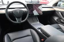 2022 Tesla Model 3 - Photo 12