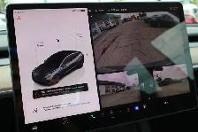2022 Tesla Model 3 - Photo 20