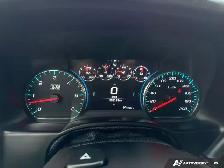 2017 GMC Yukon Denali | HEATED & COOLED SEATS | SUNROOF | NAVI - Photo 16