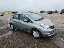 2015 Nissan Versa Note - Photo 2