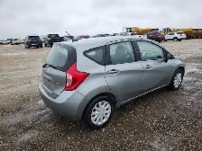 2015 Nissan Versa Note - Photo 4