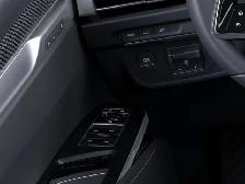 2026 Cadillac Escalade ESV V-Series - Photo 25