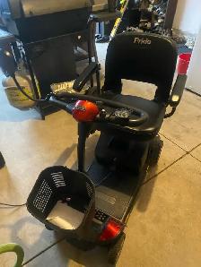 Mobility Scooter - Photo 2