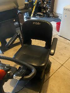 Mobility Scooter - Photo 3