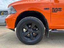 2019 Ram 1500 Classic Classic Hemi Crew Cab 5.7L V8 | No Acciden - Photo 10
