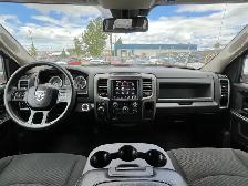 2019 Ram 1500 Classic Classic Hemi Crew Cab 5.7L V8 | No Acciden - Photo 20