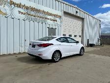 2015 Hyundai Elantra SE | Sunroof | Heated Seats - Photo 5