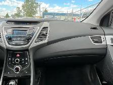 2015 Hyundai Elantra SE | Sunroof | Heated Seats - Photo 20