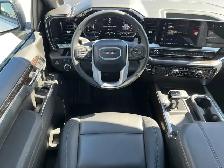 2025 GMC Sierra 1500 Elevation 4WD DIESEL / ACCIDENT-FREE/ TOW P - Photo 8