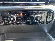 2025 GMC Sierra 1500 Elevation 4WD DIESEL / ACCIDENT-FREE/ TOW P - Photo 12
