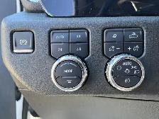 2025 GMC Sierra 1500 Elevation 4WD DIESEL / ACCIDENT-FREE/ TOW P - Photo 16
