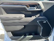 2025 GMC Sierra 1500 Elevation 4WD DIESEL / ACCIDENT-FREE/ TOW P - Photo 17
