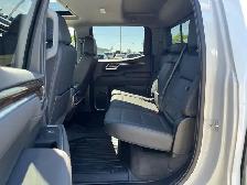 2025 GMC Sierra 1500 Elevation 4WD DIESEL / ACCIDENT-FREE/ TOW P - Photo 18