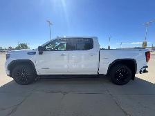 2025 GMC Sierra 1500 Elevation 4WD DIESEL / ACCIDENT-FREE/ TOW P - Photo 23