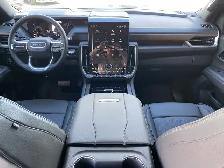 2026 GMC Yukon XL Denali - Photo 15