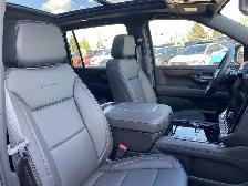 2026 GMC Yukon XL Denali - Photo 31