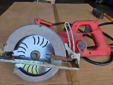 Milwaukee circular saw
