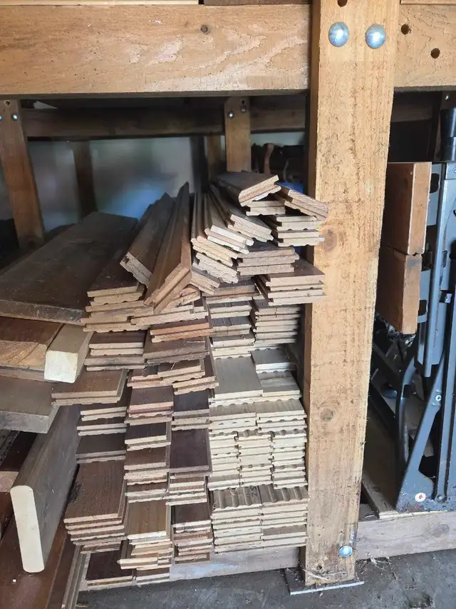 lumber various lenghts & thickness.