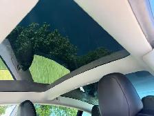 2022 Tesla Model 3 Long Range AWD ONE OWNER-NO ACCIDENTS - FSD - Photo 5