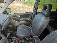 2001 Suzuki Grand Vitara - Photo 16