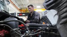 Diesel mechanic