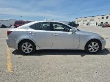 2010 Lexus IS 250 - Photo 4