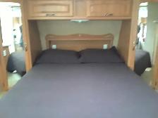30 foot  5th wheel trailer - Photo 3