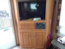 30 foot  5th wheel trailer - Photo 8
