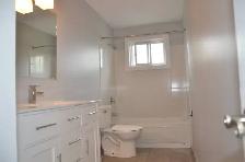 SPACEOUS 3-bedroom apartment - MAIN FLOOR - Photo 7