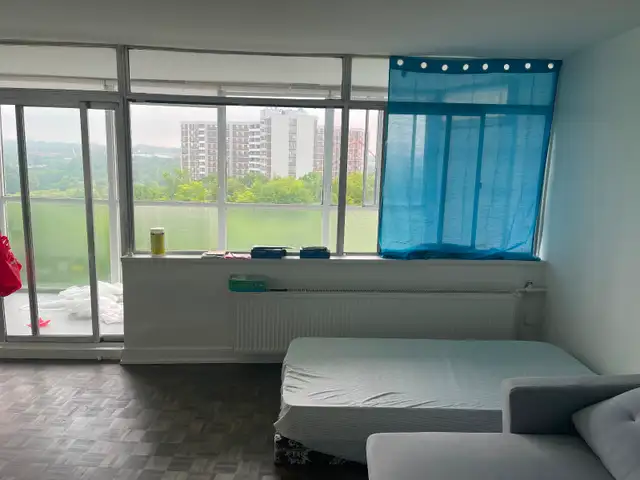 FURNISHED ROOM RENTAL ALL INCLUDED $700/MONTHLY