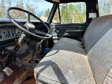 -1977 Ford F-750 Other - Photo 3