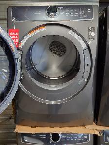 Electrolux '27' Titanium Front Load Washer / Dryer Set on Sale‼️ - Photo 5