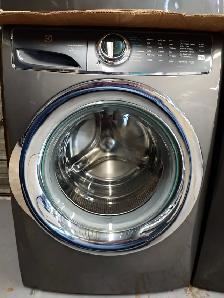 Electrolux '27' Titanium Front Load Washer / Dryer Set on Sale‼️ - Photo 7