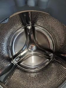 Electrolux '27' Titanium Front Load Washer / Dryer Set on Sale‼️ - Photo 9