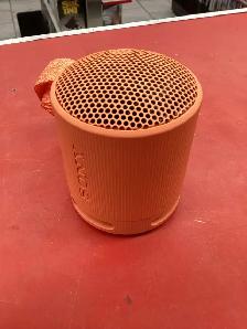 haut parleur Bluetooth Sony xb100 - Photo 2