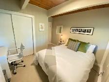 West Vancouver Mini Suite Room Available - Photo 2