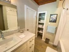 West Vancouver Mini Suite Room Available - Photo 6