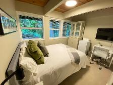 West Vancouver Mini Suite Room Available - Photo 9