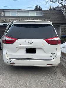 2016 TOYOTA SIENNA | Great Condition and Features - Photo 4
