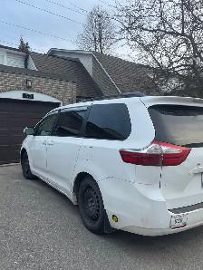 2016 TOYOTA SIENNA | Great Condition and Features - Photo 6