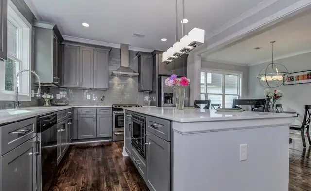 100%=Maple Cabinet 50% OFF Granite/Quartz Countertop From $45/SF