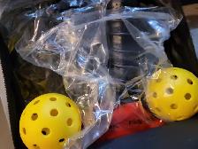 Pickle Ball Rackets & Balls set for Sale - Photo 2