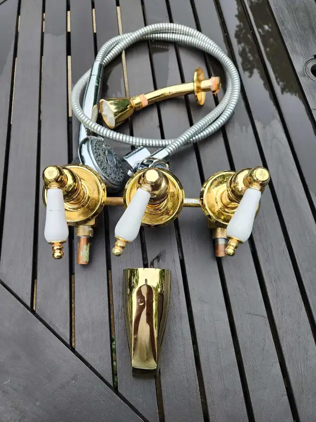 Victorian tub taps