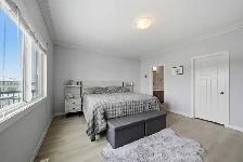 UP/DOWN LEGALLY SUITED HOME IN BLACKFALDS - Photo 5