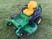 John Deere Z720E Zero Turn Mower 60"