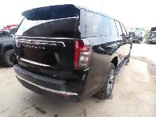 2024 Chevrolet Suburban LT - Photo 4
